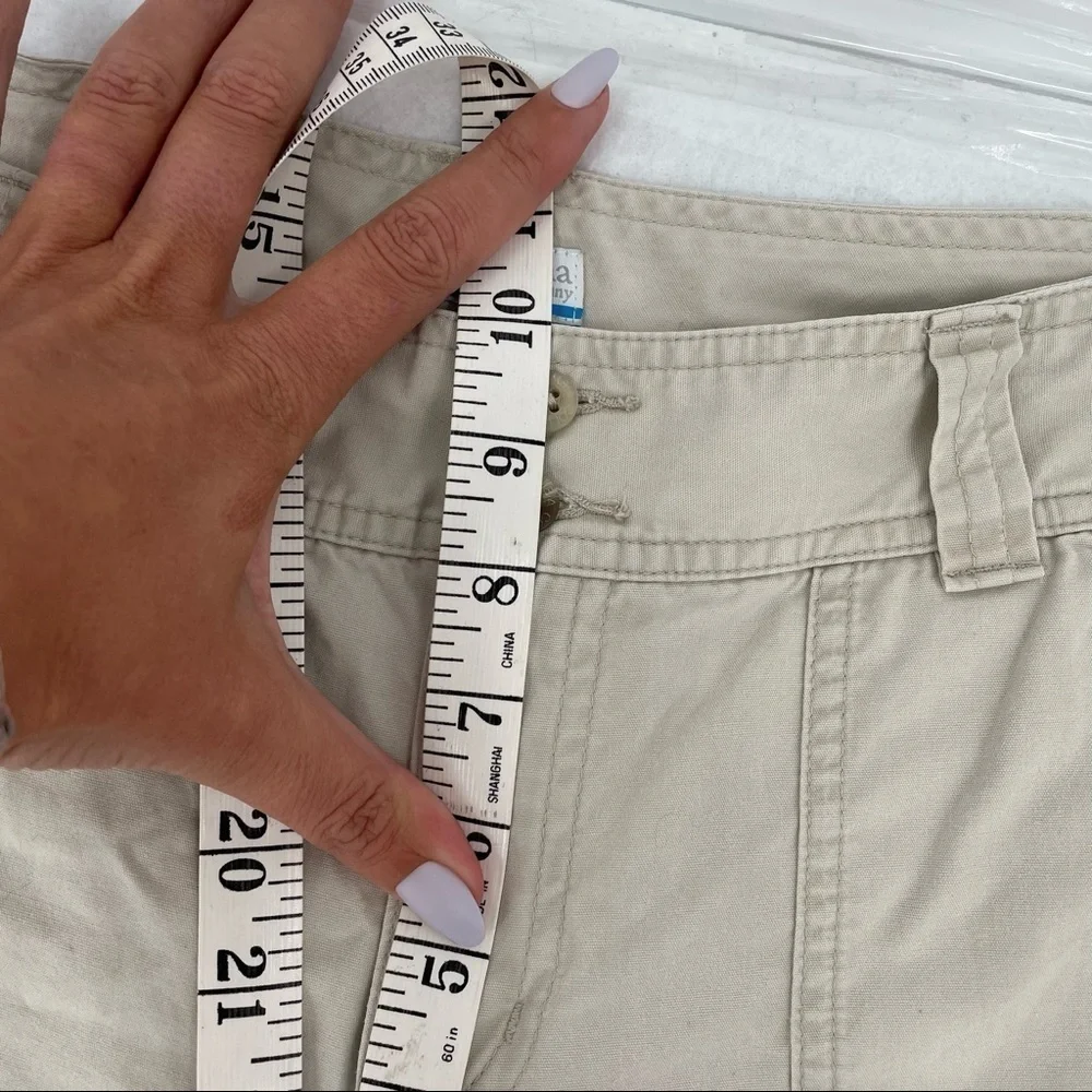 COLUMBIA Women’s Khaki Capri Pant size: 10 - Picture 7 of 8